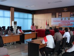 Polwan Dilatih Pelayanan Publik