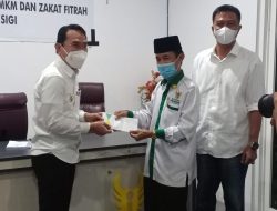 Bupati Sigi Serahkan Zakatnya ke BAZNAS