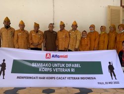 Alfamidi Bantu Berikan Santunan Kepada Veteran Indonesia