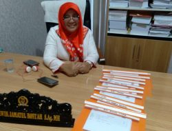 Bunda Wiwik Berikan Edukasi Politik Anggaran Melalui Pokir