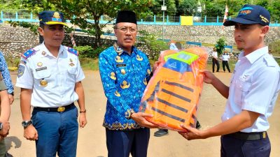 Peringati Harhubnas, Pemkab Morut Beri Bantuan Alat Keselamatan dan BBM