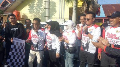 Ribuan Masyarakat Ramaikan Jalan Santai KKSS Morut, Ratusan Doorprize Dibagikan