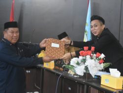 Wahyu Hidayat Pimpin Paripurna Laporan Peninjauan Lapangan APBD 2022 Morut