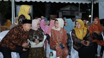 Nilam Sari Lawira Kembali ‘Kepelukan’ Muhammadiyah