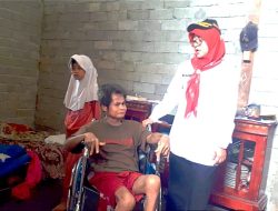 Wabup Pasangkayu Bantu Korban Kebakaran dan Penyandang Disabilitas di Duripoku