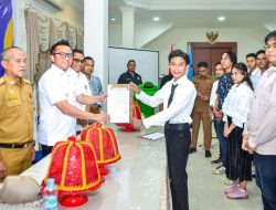 Pentingnya Peningkatan SDM, Pesan Bupati Delis pada Pelantikan PPMP Morut Makassar