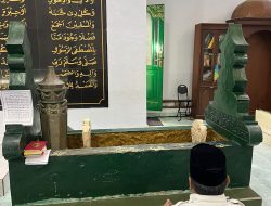 Tiba dari Jakarta, dr. Nirwansyah Parampasi Ziarah ke Makam Guru Tua