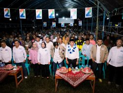 Ribuan Warga Tinombala Hadiri Kampanye Anwar-Reny di Tengah Lapangan Berlumpur