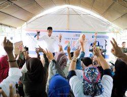 Warga Sindue Sambut Meriah Anwar-Reny, Siap Sambut Kepemimpinannya