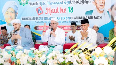 Anwar Hafid dan dr. Reny Lamadjido Hadiri Haul ke-18 Habib Abubakar bin Abdullah