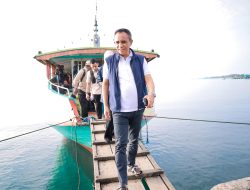 Kampanye di Baturube, Anwar Hafid Kilas Balik Jejak Kepemimpinannya untuk Bungku Utara