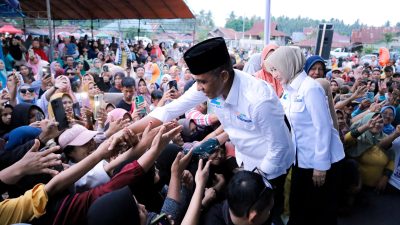 Kampanye di Tojo Barat, Anwar Hafid: Pemimpin Berpengalaman adalah Kunci Kemajuan Sulteng
