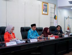 Rapat Bersama Satuan Kesehatan, Gubernur Sulteng: Berobat Cukup Pakai KTP, Tidak Boleh Ada yang Ditolak