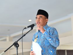 Upacara Hardiknas 2025, Gubernur Sulteng: Pendidikan Adalah Hak Asasi, Bukan Sekadar Wacana