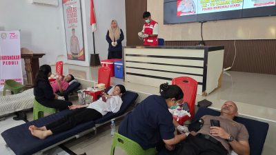 Sambut Hari Bhayangkara ke-79. Polres Morowali Utara Gelar Donor Darah
