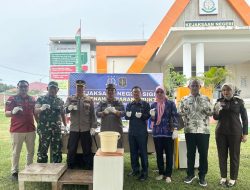 Kejari Sigi Musnahkan Barang Bukti Narkotika dan Senjata Tajam