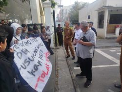 DPRD Sulteng Terima Aksi Mahasiswa, Dorong Evaluasi Reforma Agraria dan Izin Perusahaan