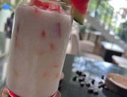 Hotel Santika Palu Hadirkan Minuman Pink Octo