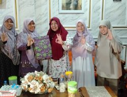 Hari Ibu, Ketua Fraksi PKS Dikunjungi Pengurus Salimah