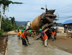 PT GNI Bantu Beton untuk Pembangunan Jalan Trans Sulawesi