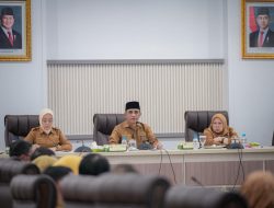 Kumpulkan Seluruh Kepala OPD, Gubernur Anwar Hafid: Gaji Honorer Harus Dibayar dan Diberi Kepastian