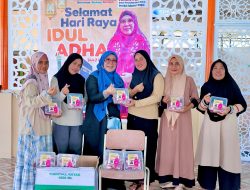 Bunda Wiwik Tebar Ratusan Paket Kurban untuk Warga Palu