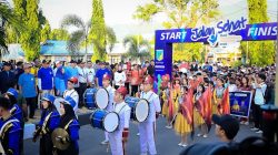 Ratusan Warga Semarakkan Hardiknas 2026, Wagub Lepas Jalan Sehat hingga Cek Kesehatan Gratis