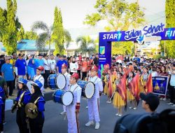 Ratusan Warga Semarakkan Hardiknas 2026, Wagub Lepas Jalan Sehat hingga Cek Kesehatan Gratis