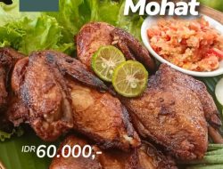 Hotel Santika Palu Sajikan Menu Spesial “Ayam Goreng Mohat”