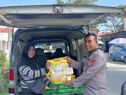 Gerakan Pangan Murah, Warga Parigi Moutong Beli Beras SPHP Milik Bulog Harga Terjangkau