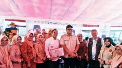 Abcandra Akbar Supratman Salurkan 11 Ribu Paket Sembako untuk Korban Gempa Sigi