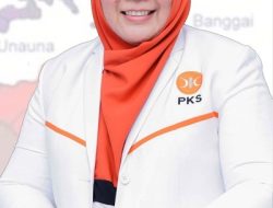 KERUPUK KEMERDEKAAN: RENYAH DI MULUT, RENUNGAN BAGI NEGERI