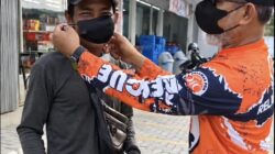 Kualitas Udara Palu Memburuk, Anggota DPRD PKS Nurhalis Nur Bagikan Masker
