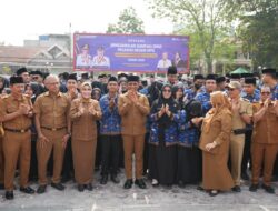 Lantik 422 PNS, Gubernur Anwar Hafid Tegaskan Promosi Jabatan Harus Berdasarkan Prestasi