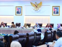 Tekan Angka Stunting, Wagub Reny Dorong Pemantauan Gizi Anak Setiap Bulan